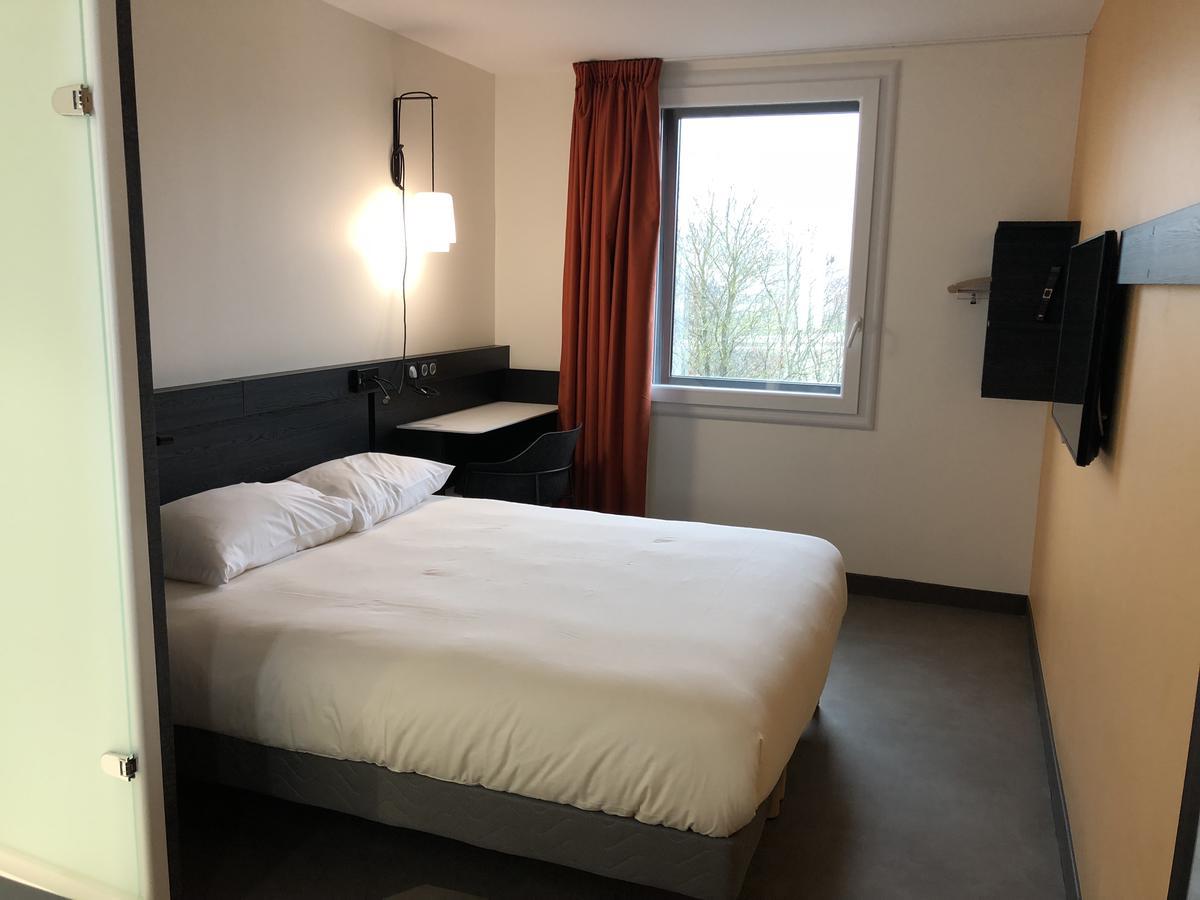 Ibis Budget Annecy Sud-Poisy Exteriör bild